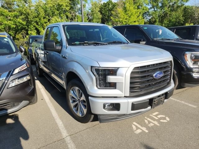 Used 2017 Ford F150 XL w/ Equipment Group 101A Mid RWD image 2
