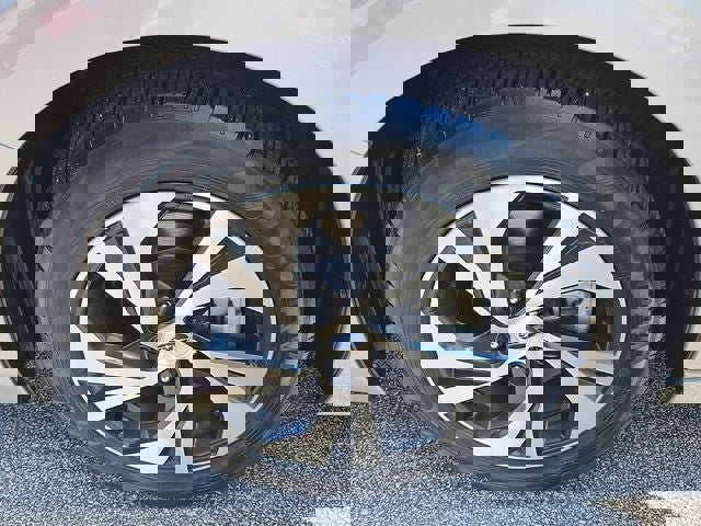 Used 2022 Subaru Legacy Premium image 36