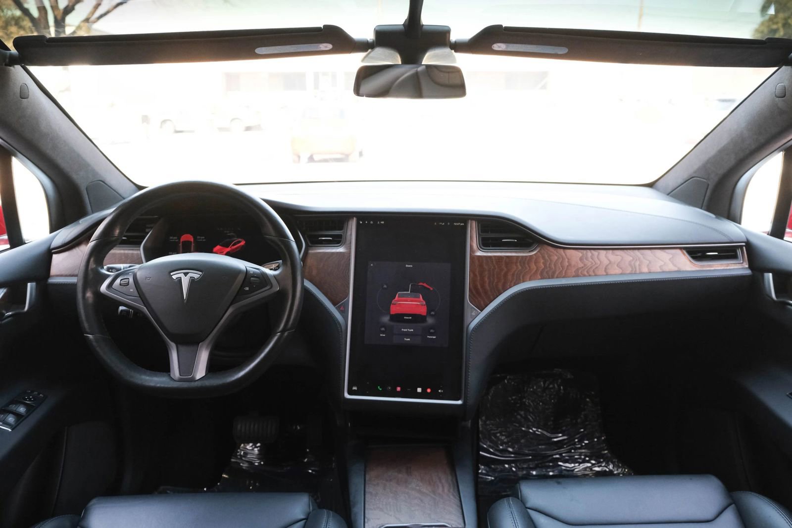 Used 2018 Tesla Model X 75D image 32