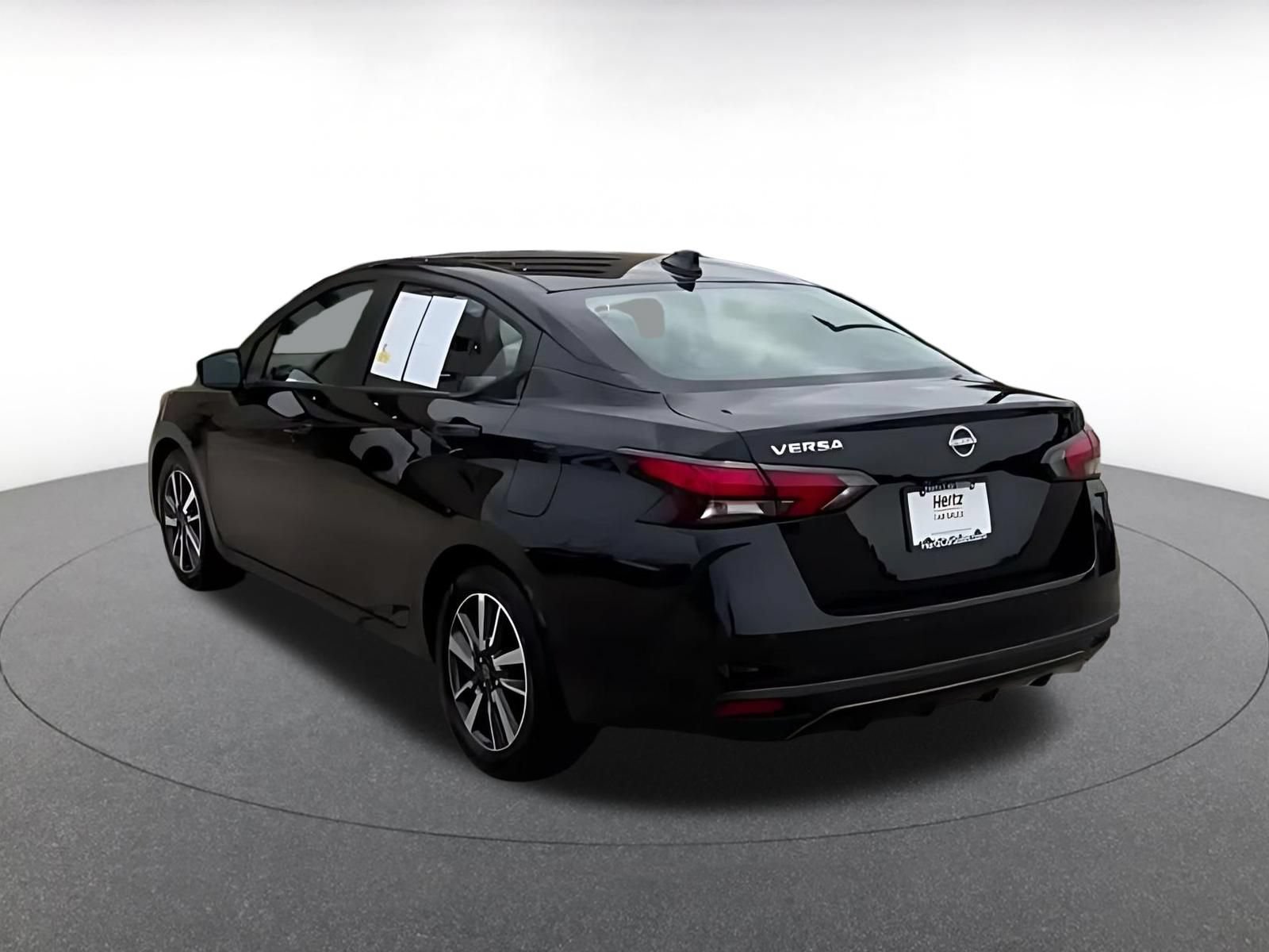 Used 2025 Nissan Versa SV FWD image 10