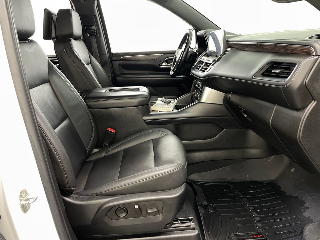 Used 2021 Chevrolet Tahoe Z71 w/ Rear Media and Nav Package AWD/4WD image 43
