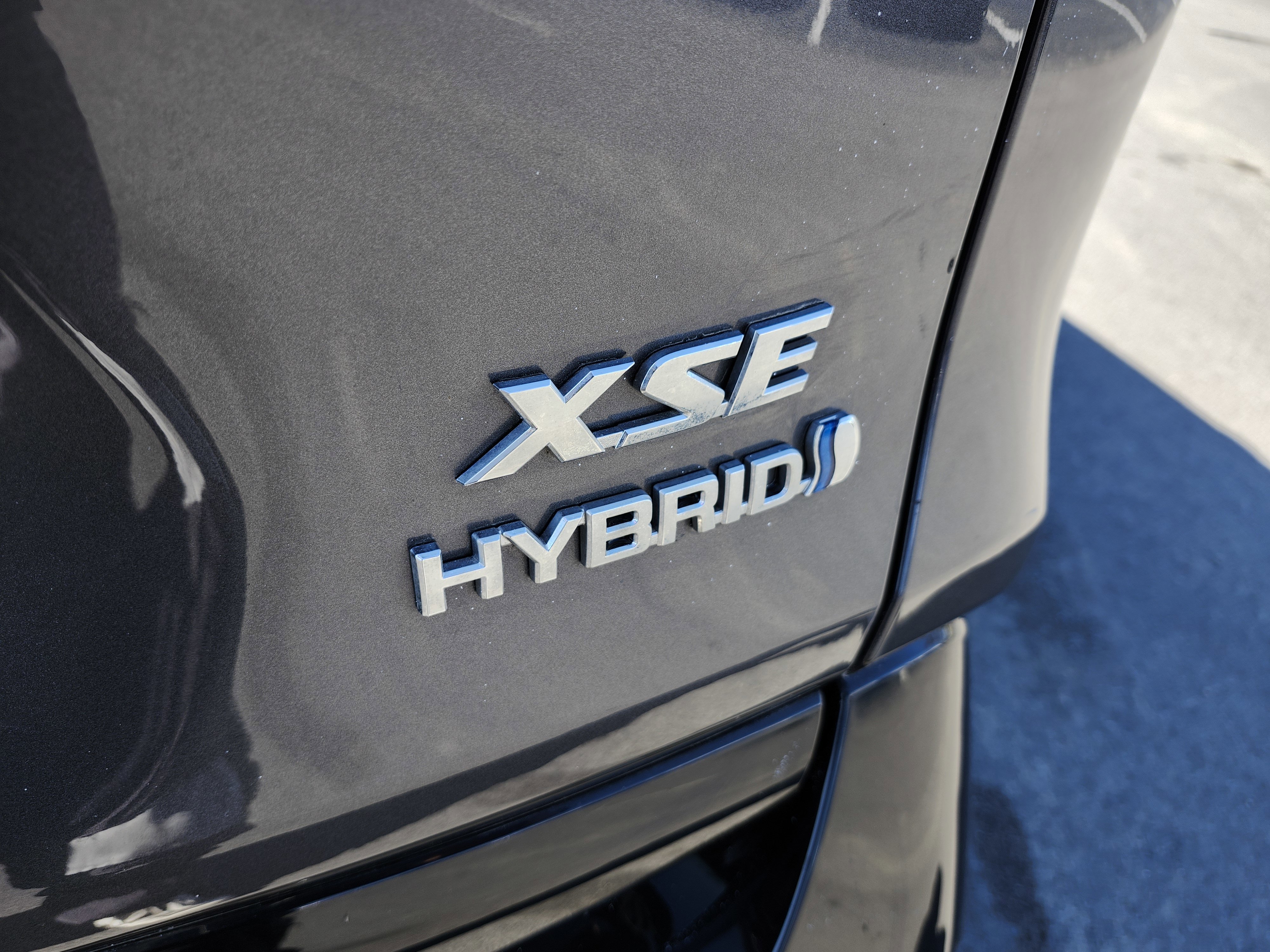 Used 2022 Toyota RAV4 XSE image 22