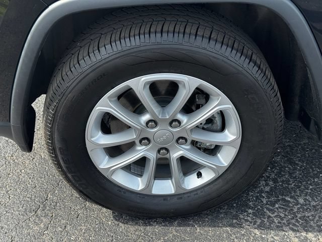 Certified 2022 Jeep Grand Cherokee Laredo E w/ Security & Convenience Group AWD/4WD image 10