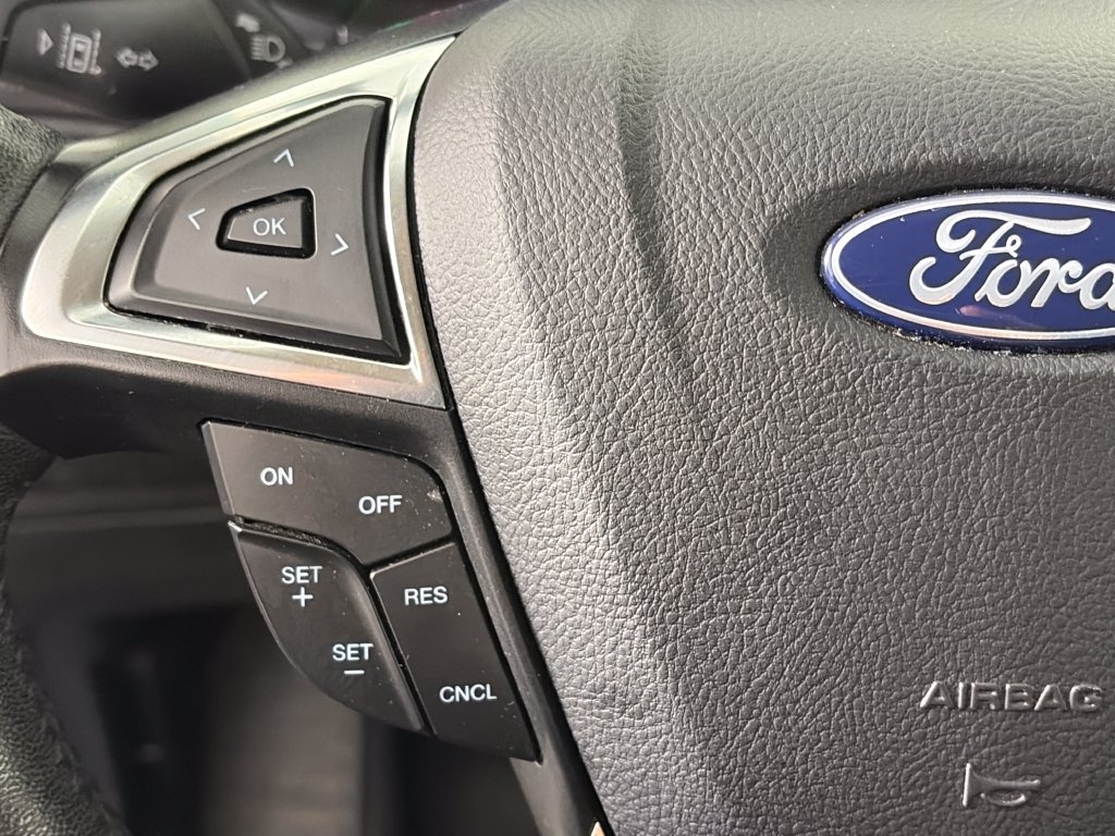 Used 2024 Ford Edge SEL AWD/4WD image 17