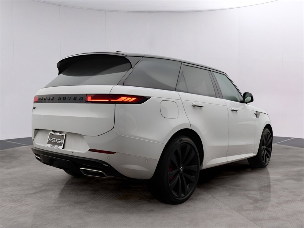 New 2025 Land Rover Range Rover Sport Dynamic SE image 5