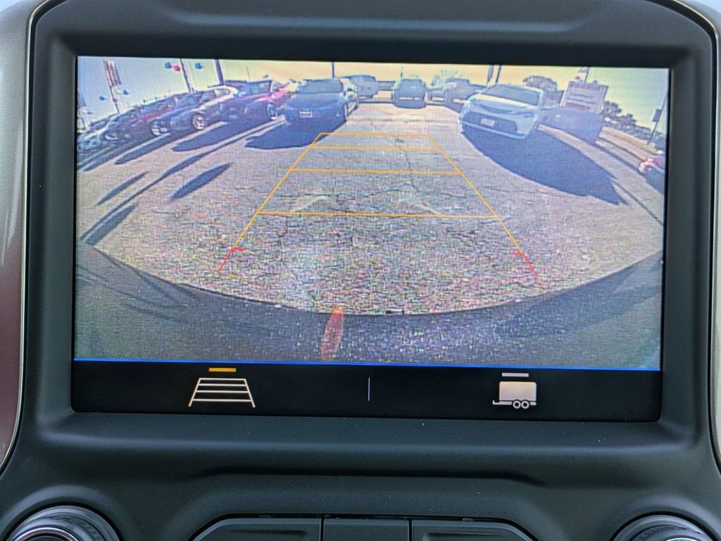 Used 2021 Chevrolet Silverado 1500 LT image 21