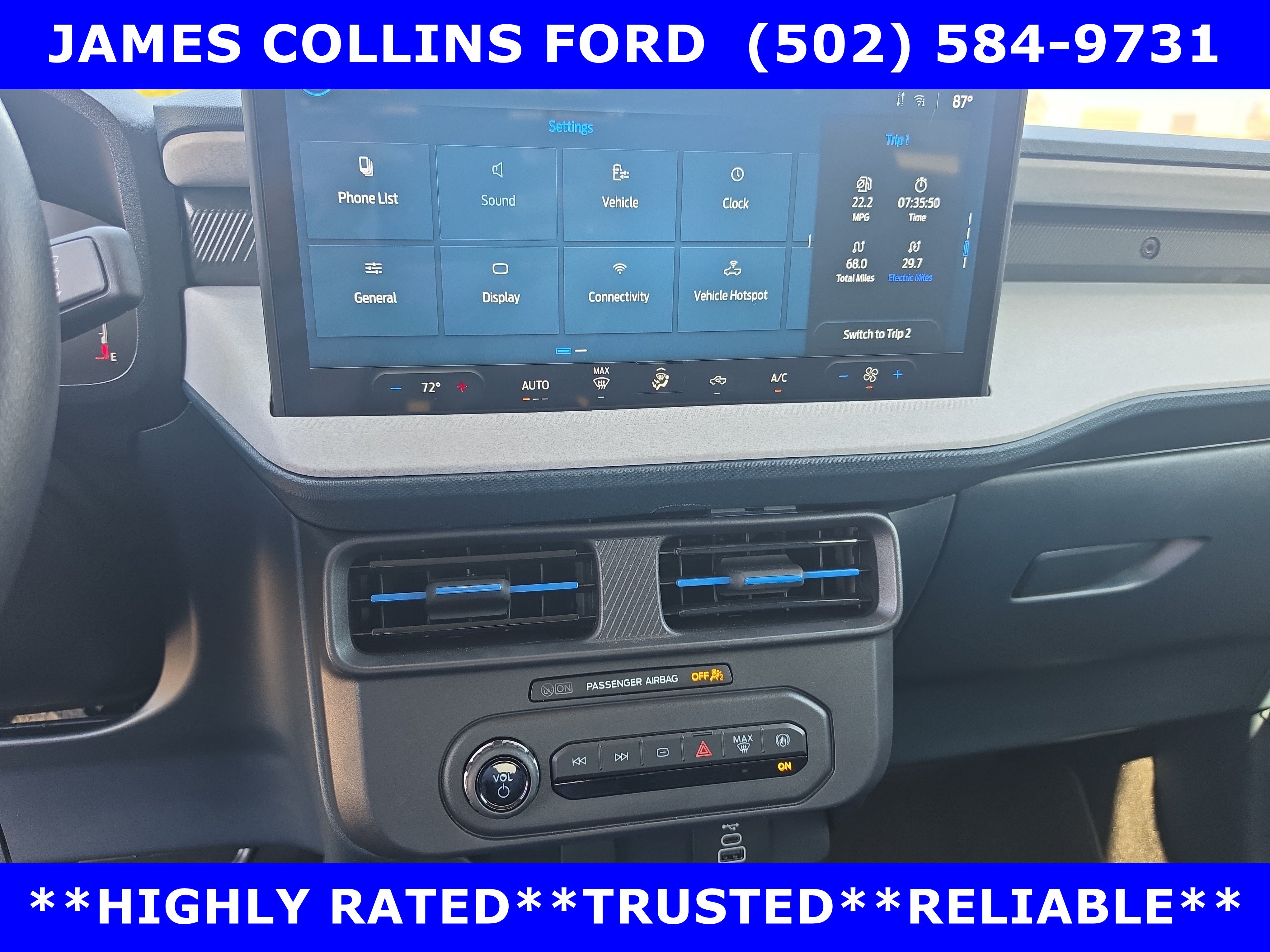 Used 2025 Ford Maverick XLT FWD image 22