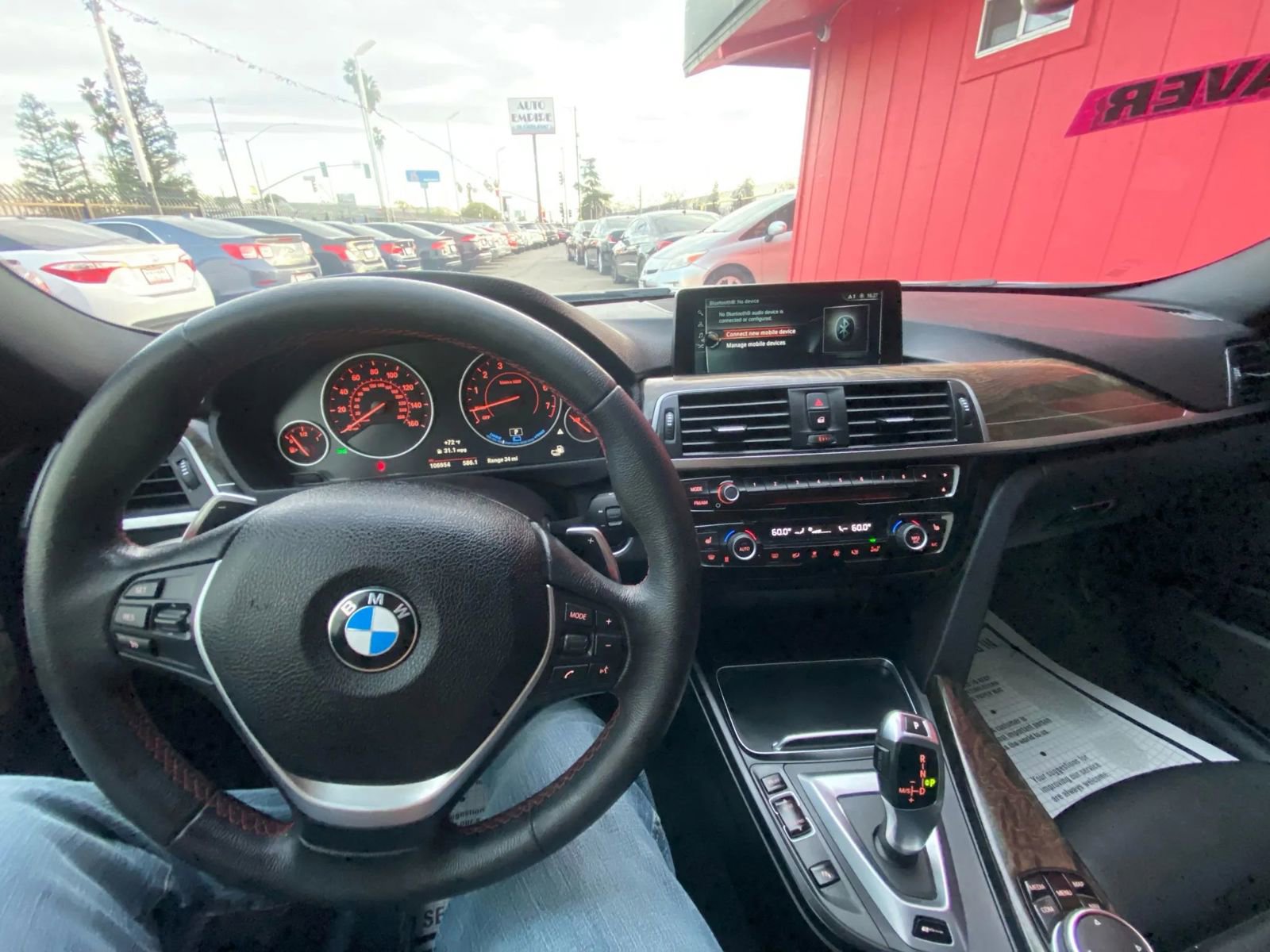 Used 2017 BMW 330e w/ Driver Assistance Package RWD image 11