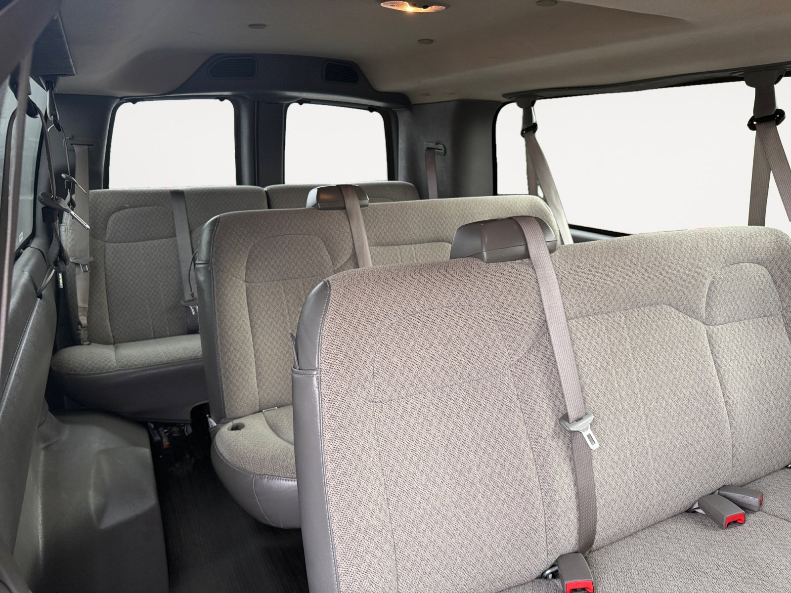 Used 2023 Chevrolet Express 3500 LS image 18