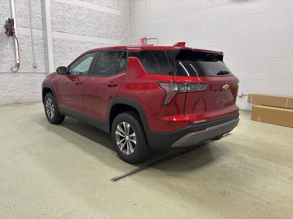 New 2026 Chevrolet Equinox LT w/ Convenience Package II FWD image 6