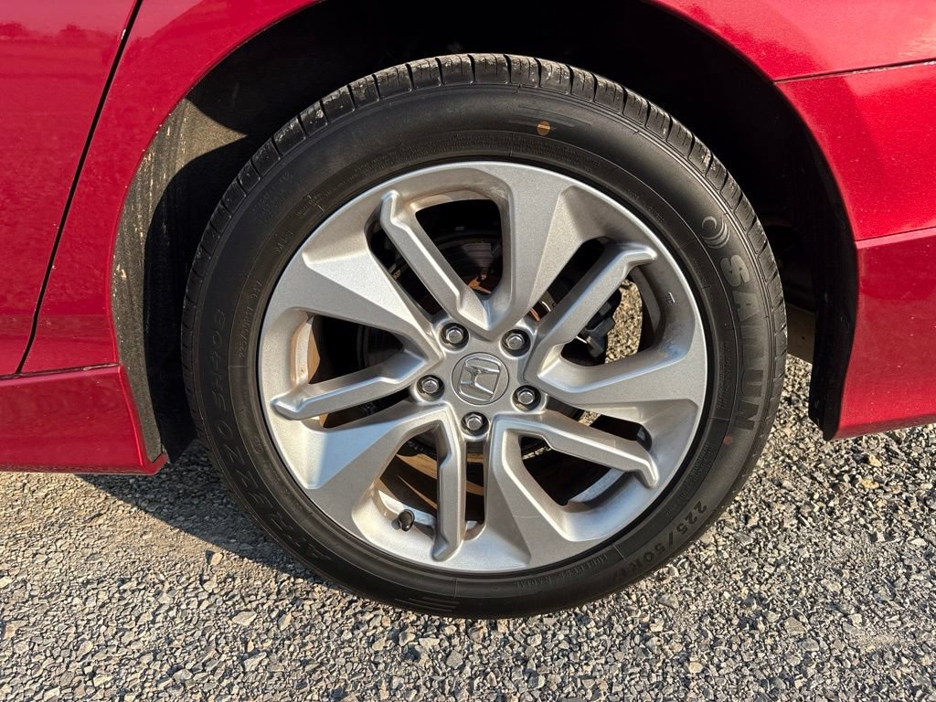 Used 2018 Honda Accord LX image 4