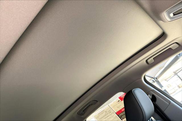 Certified 2025 Audi Q5 Premium w/ Convenience Package AWD/4WD image 13