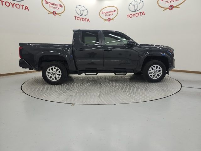 Used 2025 Toyota Tacoma SR5 image 3