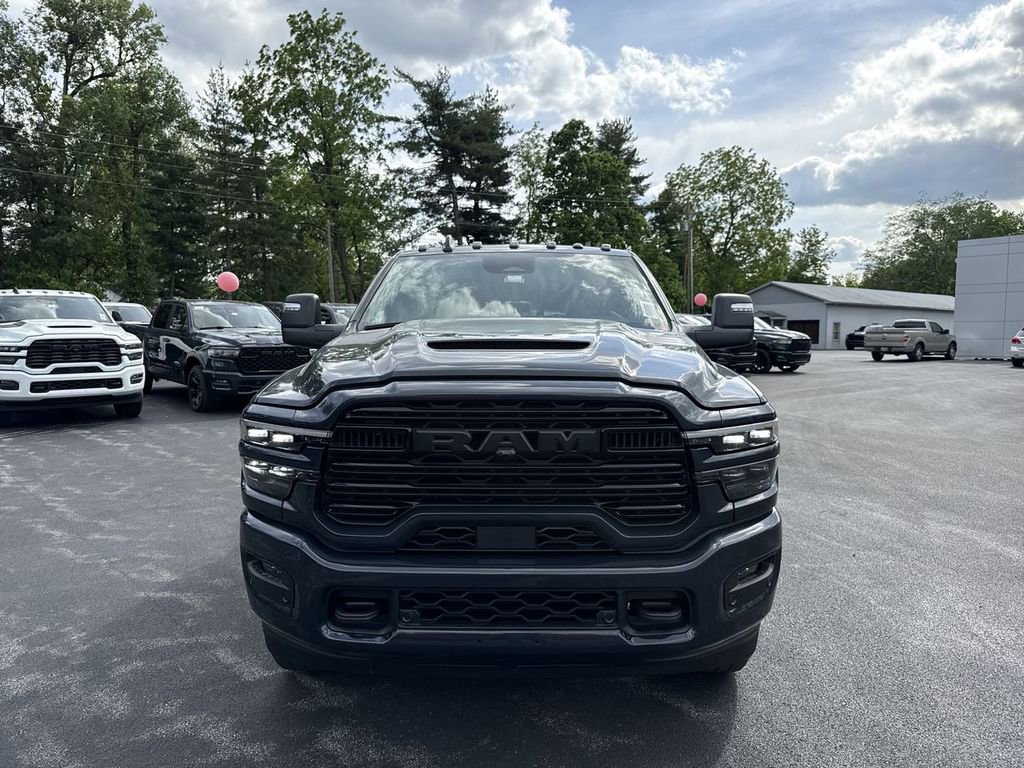 New 2026 RAM 2500 Laramie AWD/4WD image 16