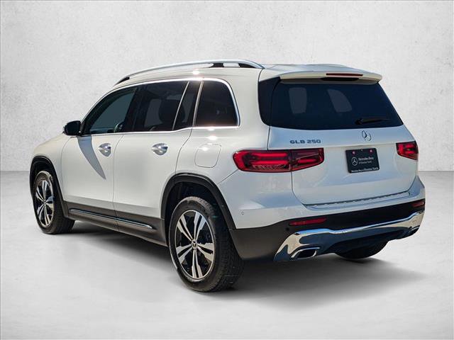 Certified 2025 Mercedes-Benz GLB 250 image 7