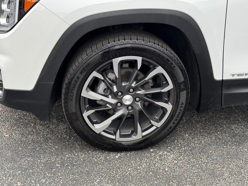 Certified 2022 GMC Terrain SLT image 9