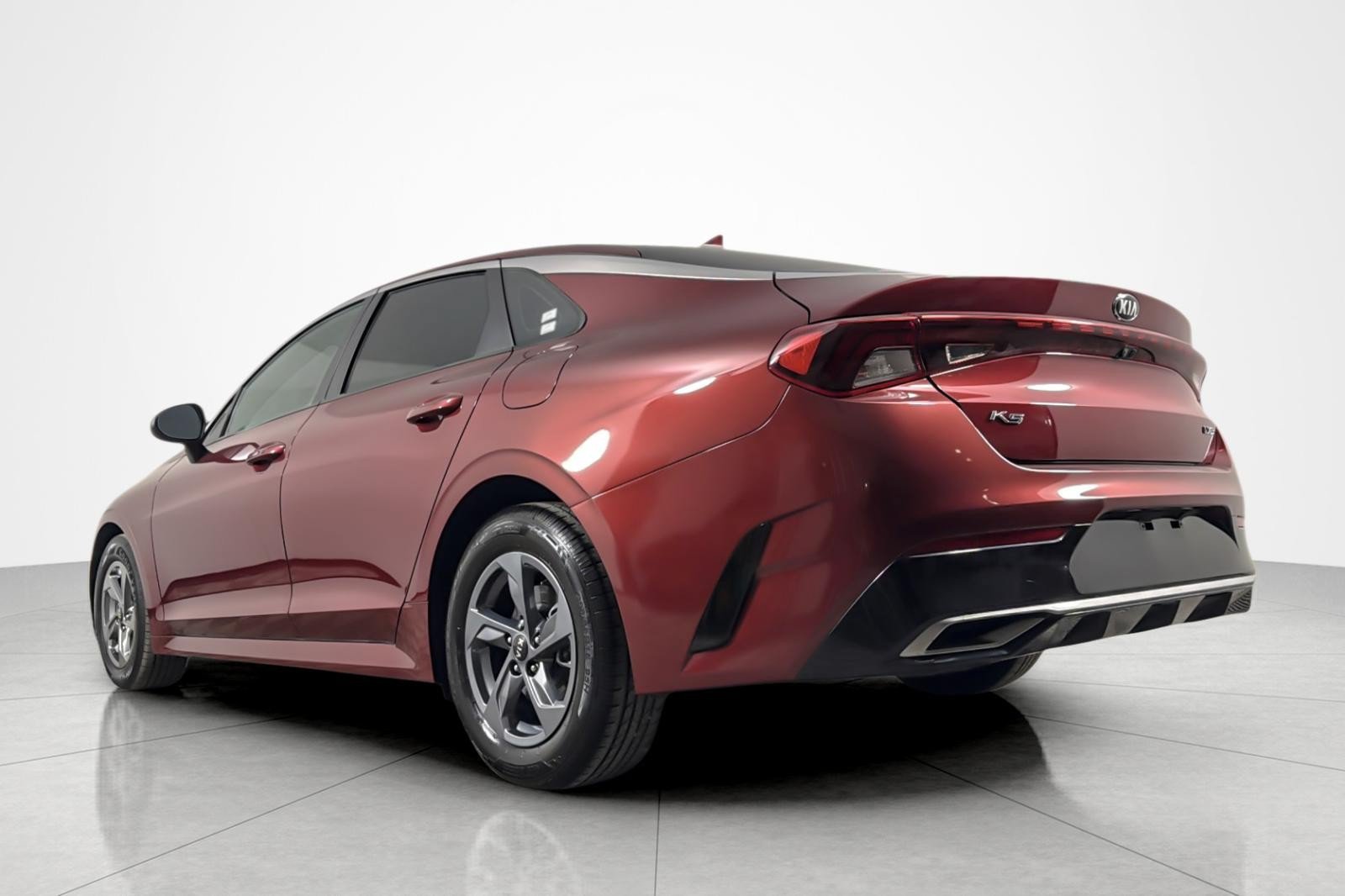 Used 2021 Kia K5 LXS FWD image 3