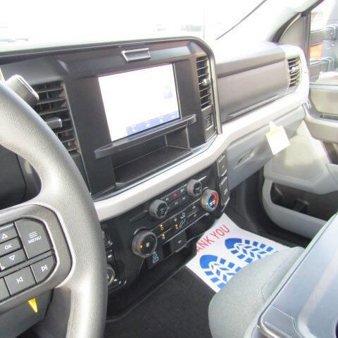 Used 2025 Ford F350 XLT w/ 360-Degree Camera Package image 11