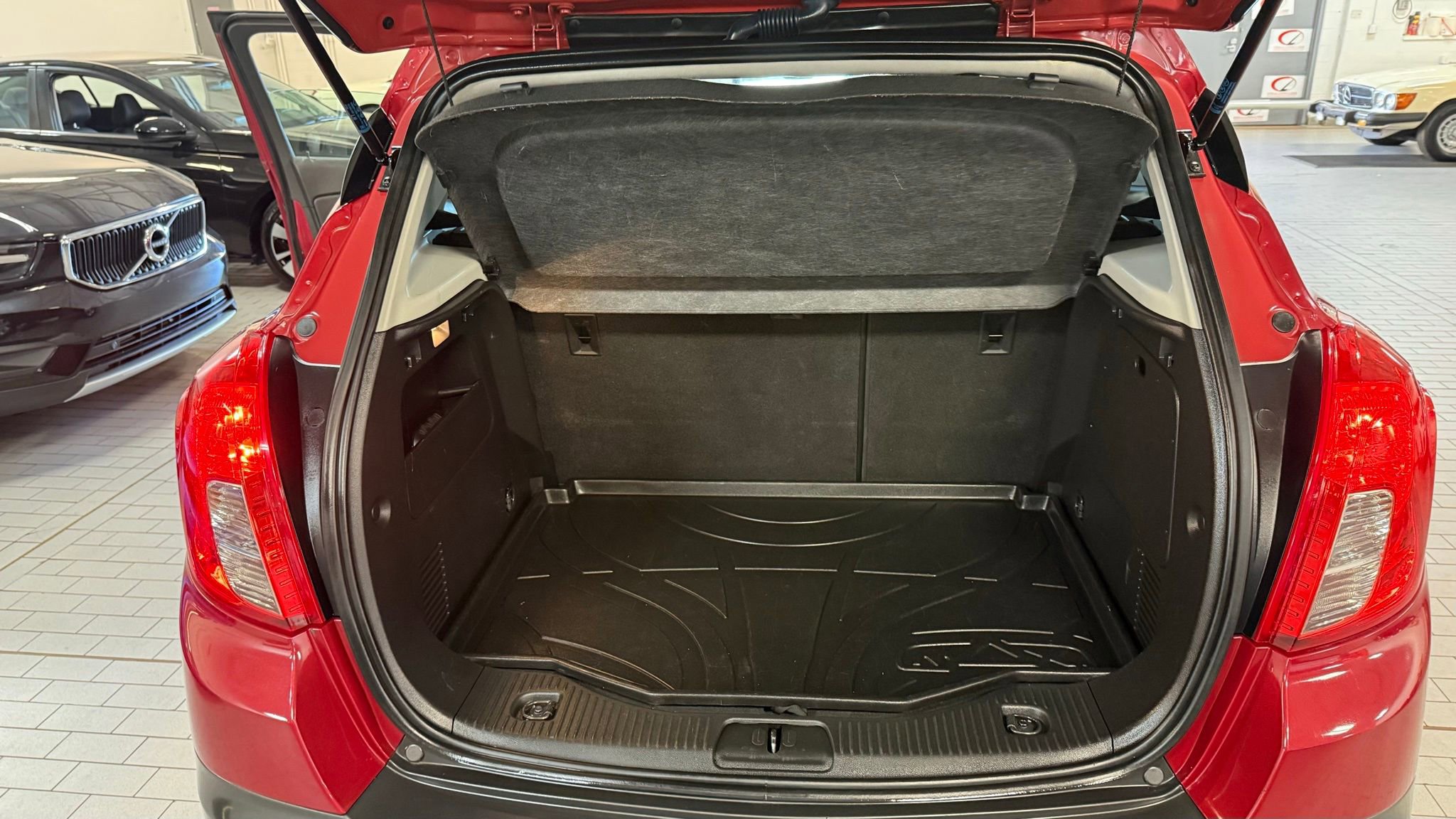 Used 2015 Buick Encore Convenience FWD image 24