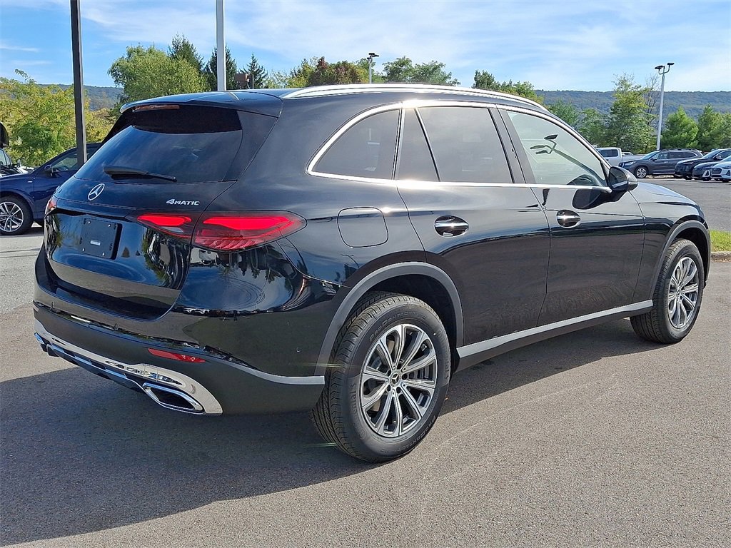 New 2026 Mercedes-Benz GLC 300 4MATIC image 9