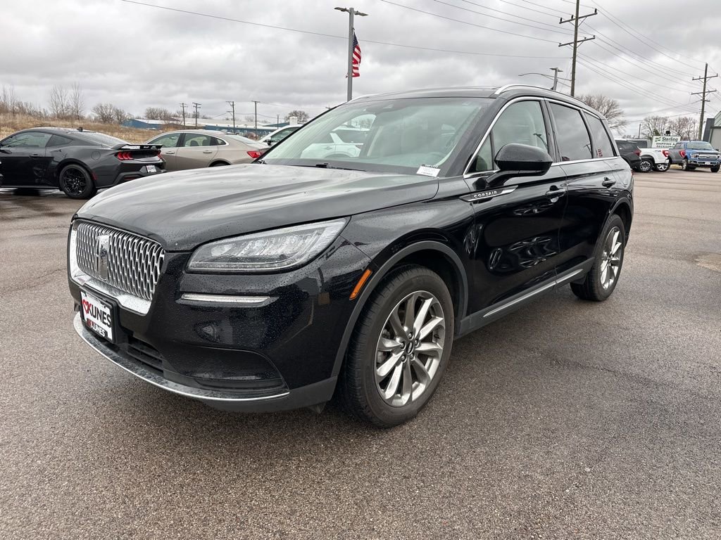 Used 2022 Lincoln Corsair AWD w/ Premium Package image 16