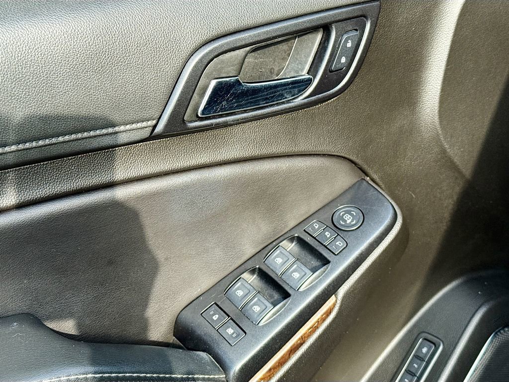 Used 2020 Chevrolet Tahoe LT w/ Luxury Package image 18