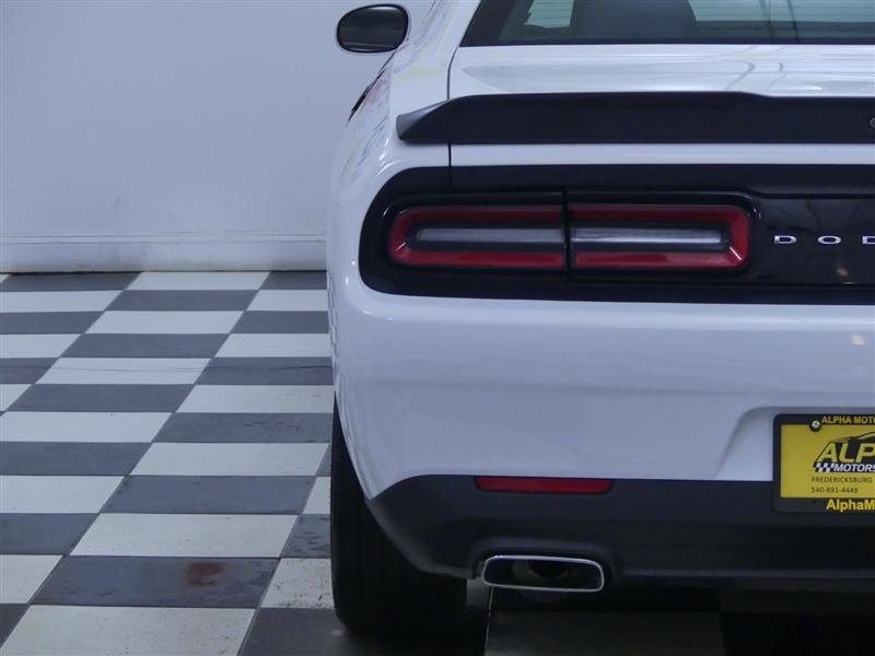 Used 2018 Dodge Challenger SXT w/ Blacktop Package image 25