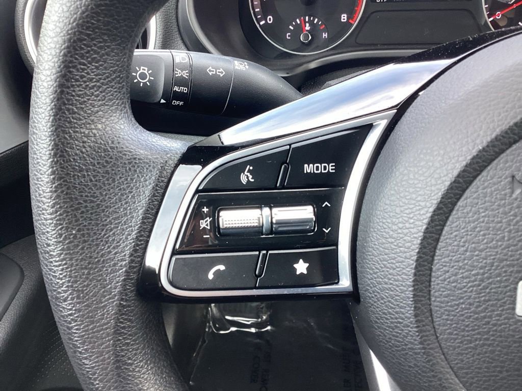 Used 2023 Kia Forte LXS w/ LXS Technology Package FWD image 16