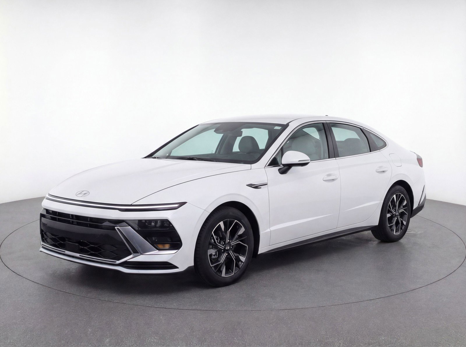 Used 2024 Hyundai Sonata SEL image 3