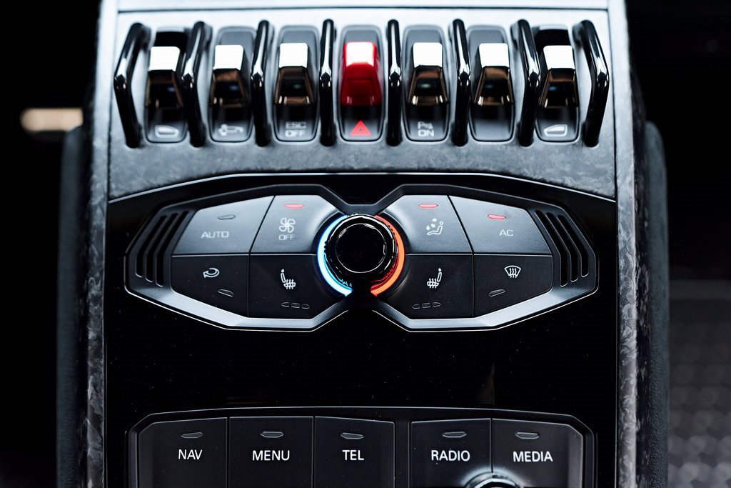 Used 2018 Lamborghini Huracan Performante image 85