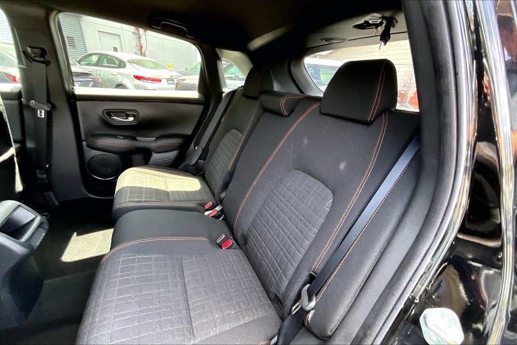 Used 2023 Honda HR-V Sport image 15