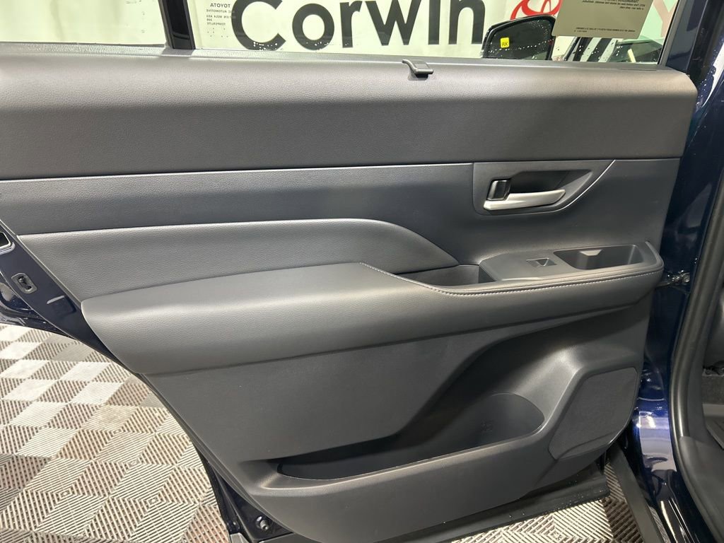 Used 2026 Toyota Grand Highlander AWD Hybrid image 18