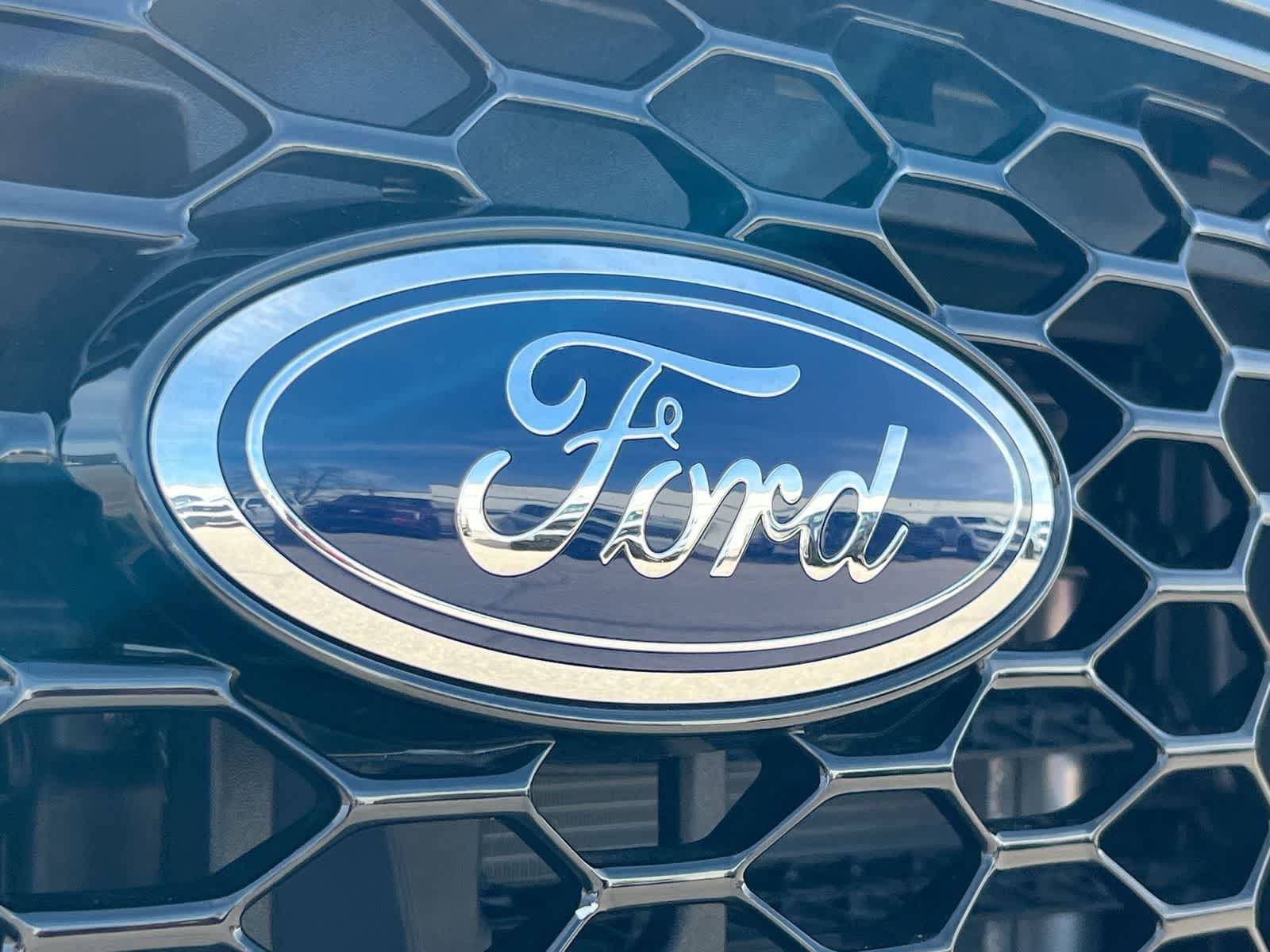 Used 2023 Ford Edge ST-Line AWD/4WD image 12