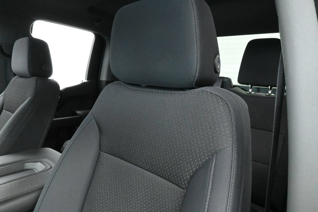 Used 2019 Chevrolet Silverado 1500 Custom w/ Custom Value Package RWD image 19