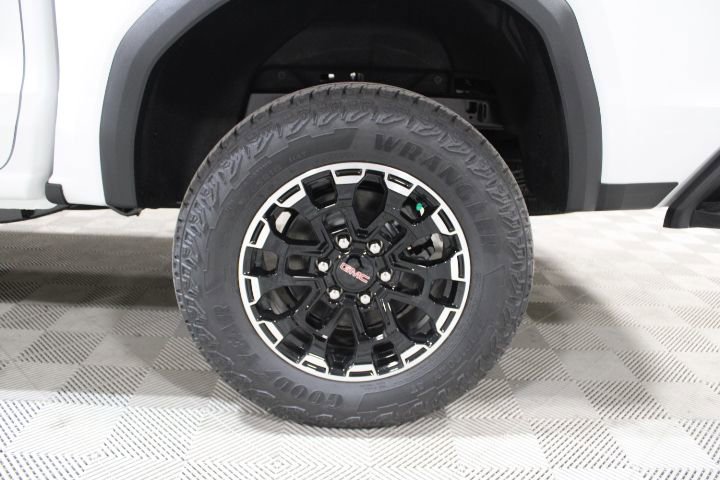 New 2026 GMC Canyon AT4 w/ Technology Plus Package image 42