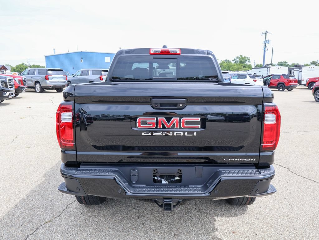 New 2026 GMC Canyon Denali w/ LPO, Black Badging Package AWD/4WD image 4