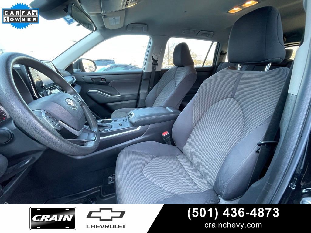 Used 2022 Toyota Highlander L image 23