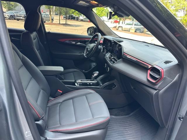 Used 2025 Chevrolet TrailBlazer RS w/ Convenience Package AWD/4WD image 53