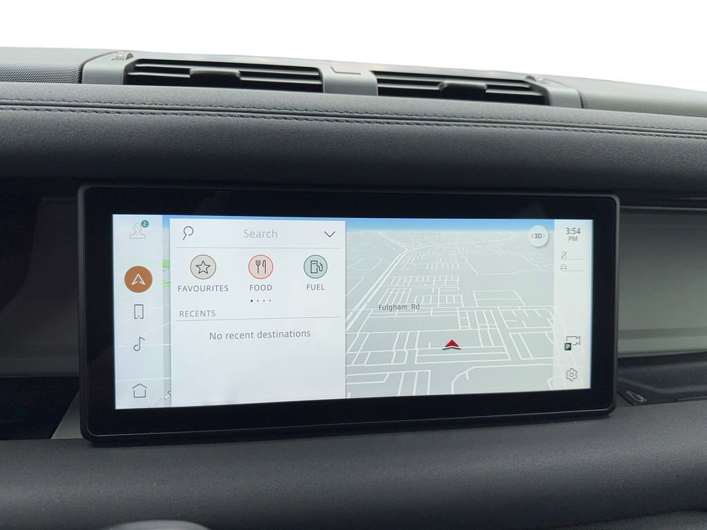 Used 2022 Land Rover Defender 110 S image 24