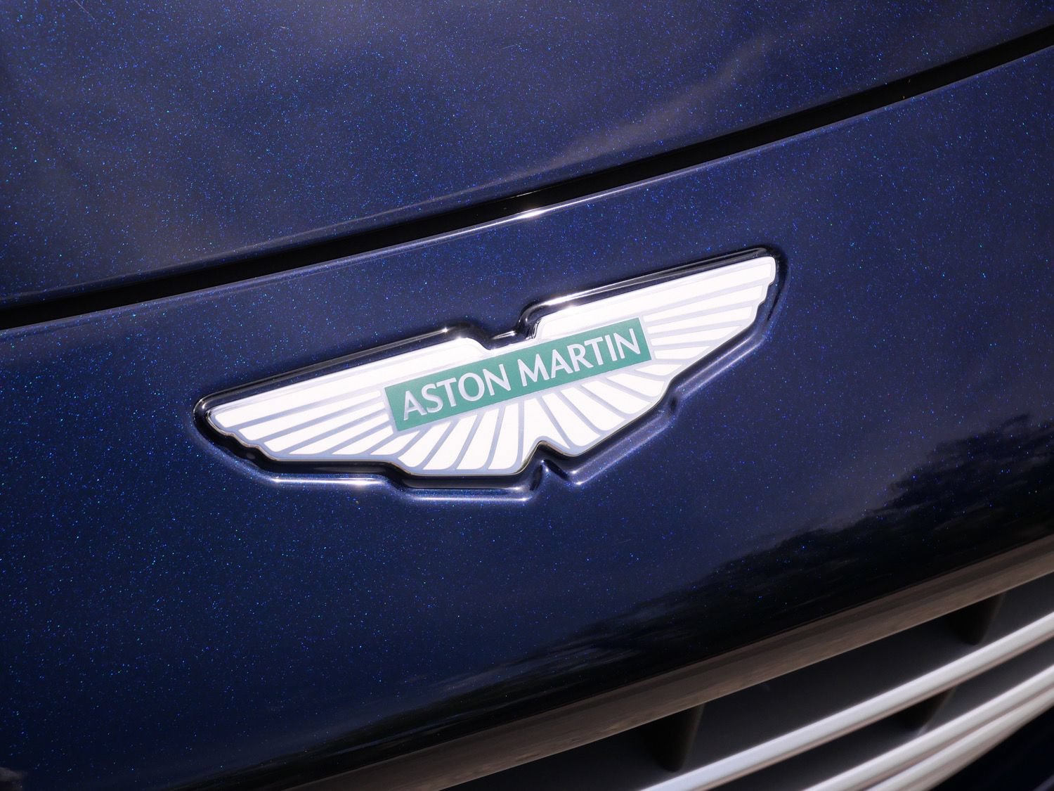 New 2026 Aston Martin V8 Vantage S RWD image 15