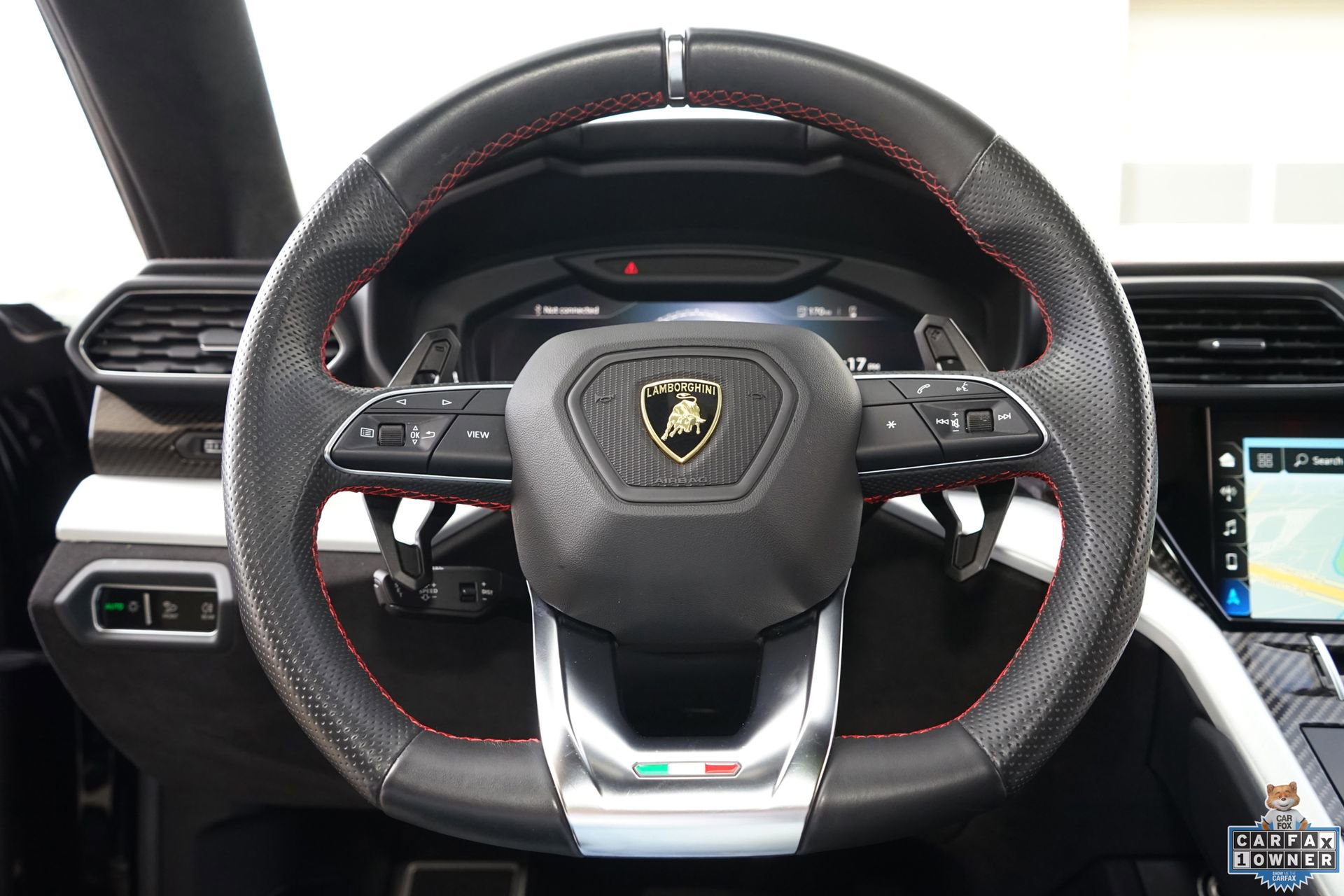 Used 2021 Lamborghini Urus image 15