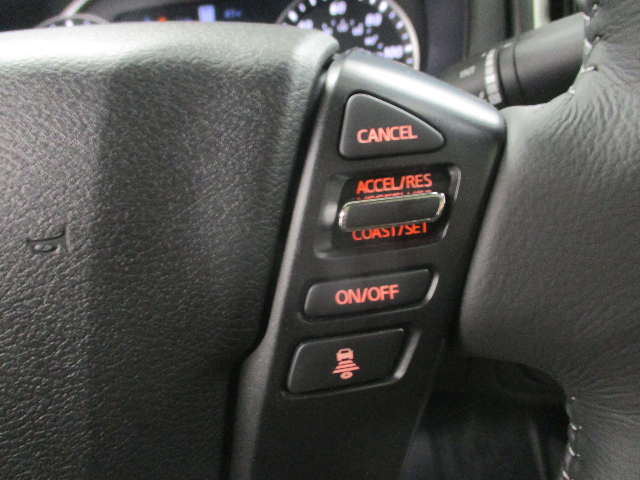New 2025 Nissan Frontier SL image 21