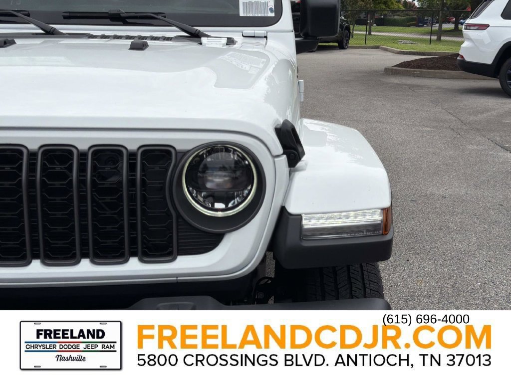 New 2026 Jeep Gladiator Sport AWD/4WD image 9