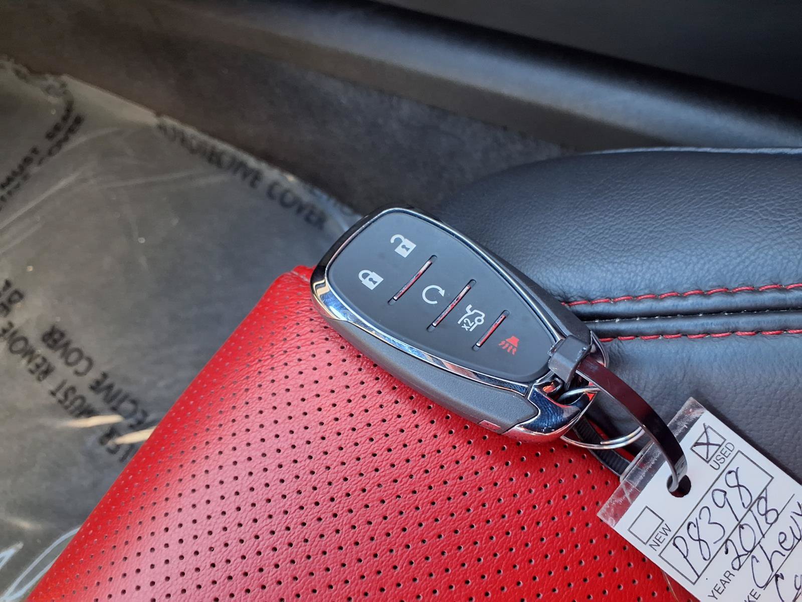 Used 2018 Chevrolet Camaro LT RWD image 17