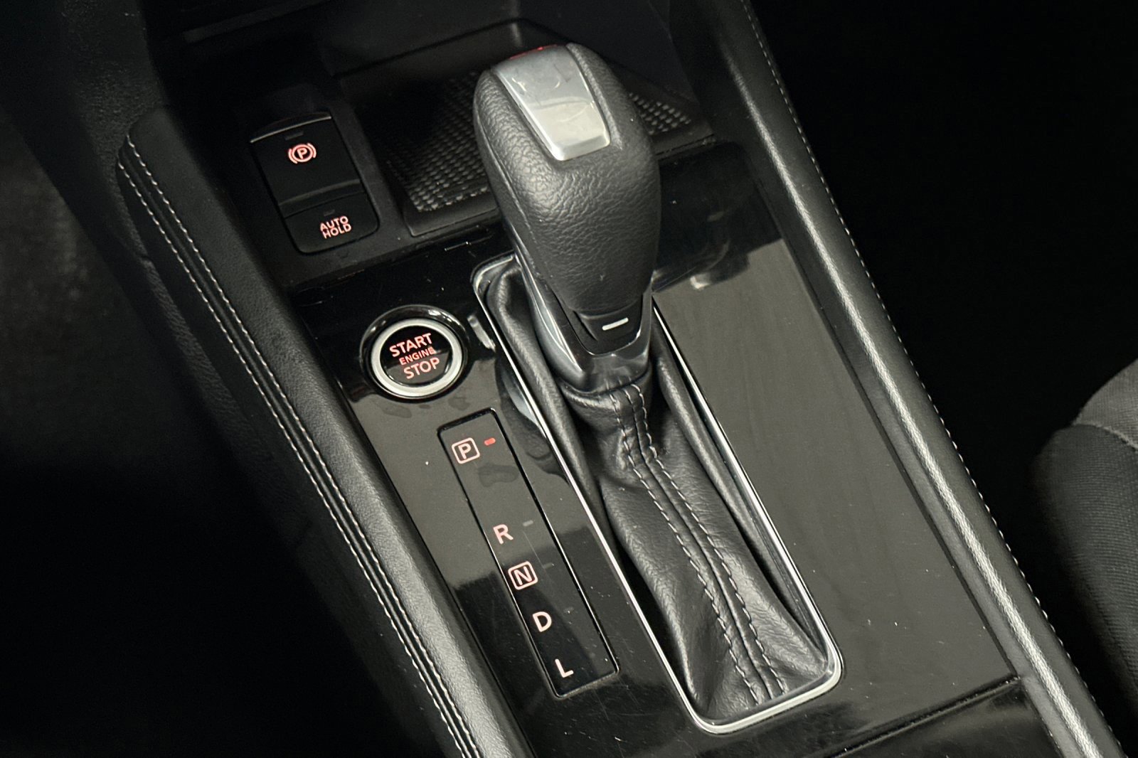 Used 2024 Nissan Kicks SV image 21