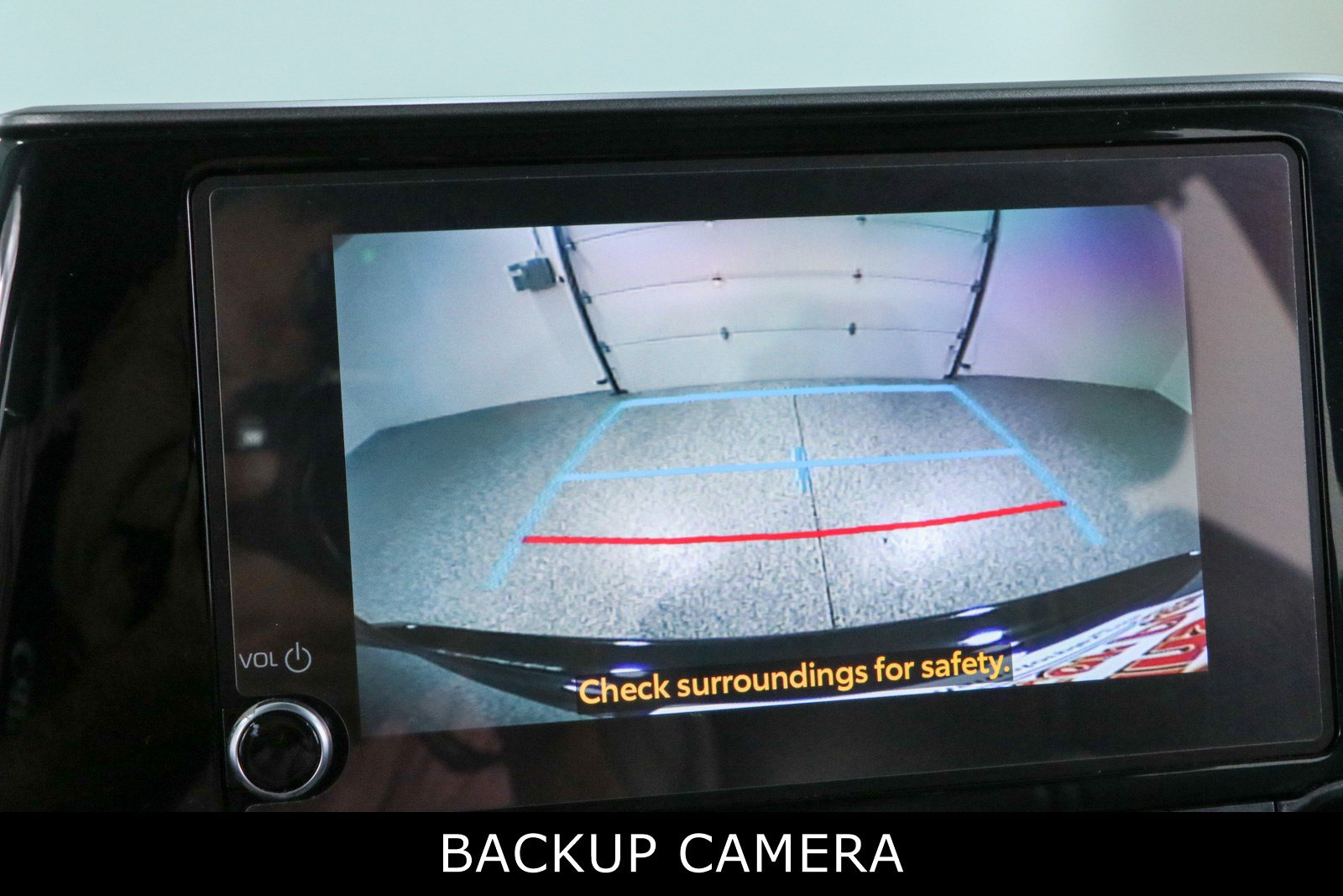 Used 2024 Toyota Highlander XLE FWD image 18