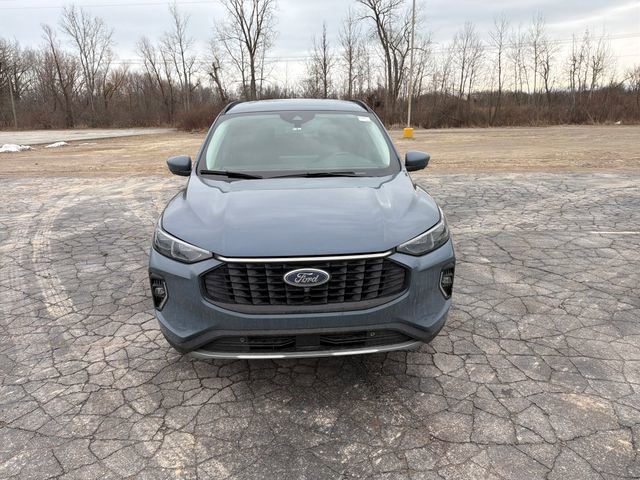 Used 2023 Ford Escape Platinum image 11