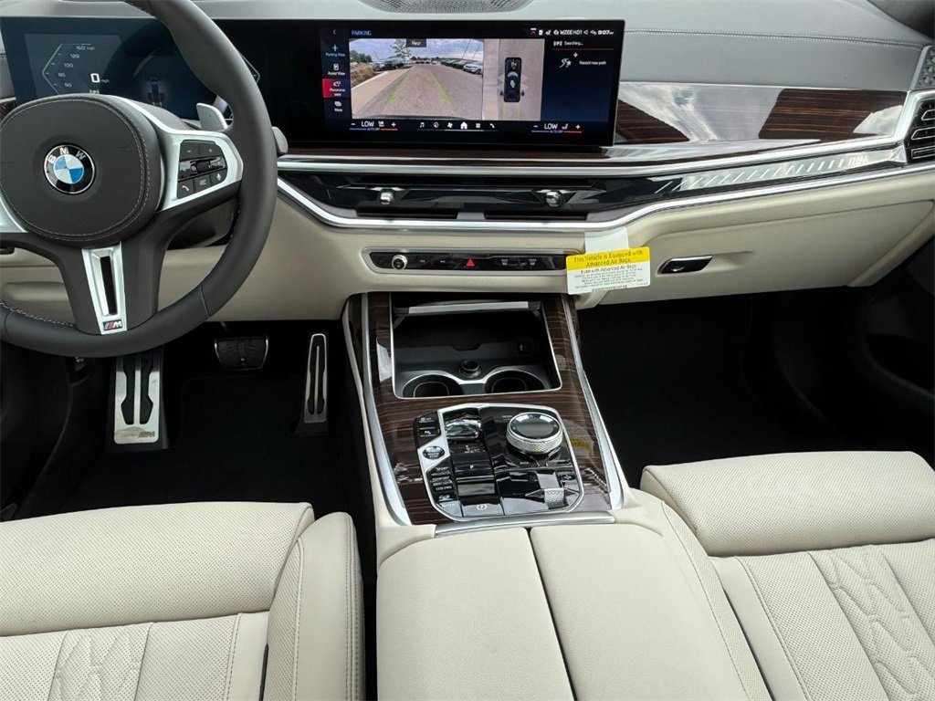 New 2026 BMW X7 M60i image 7