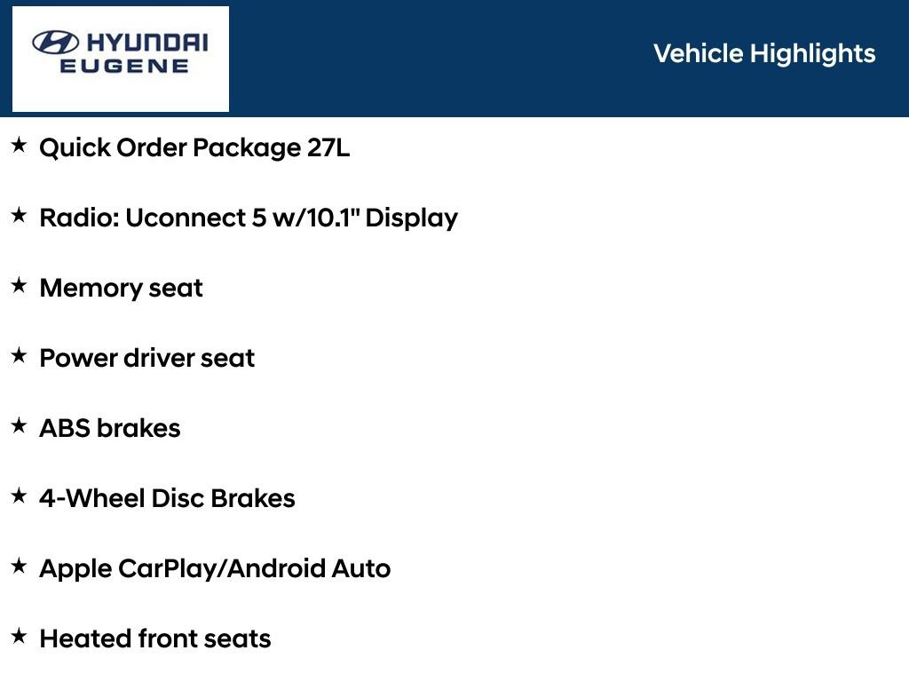 Used 2023 Chrysler Pacifica Touring-L FWD image 4