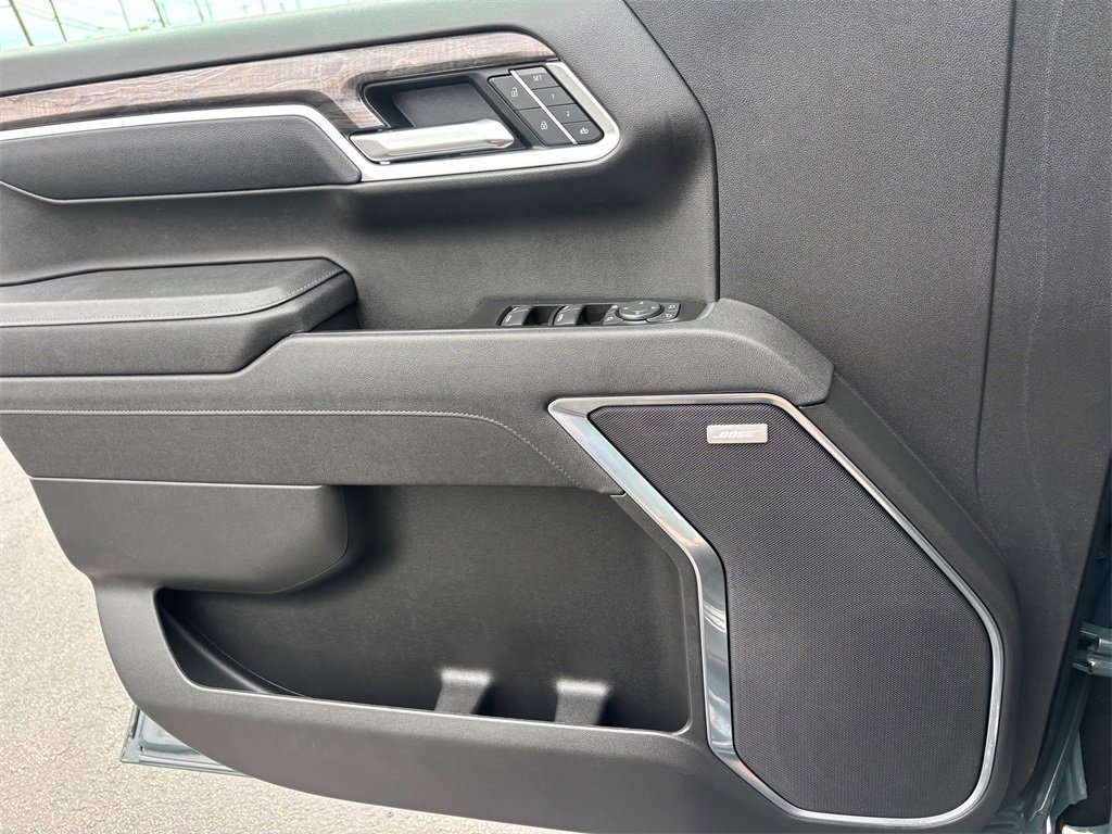 Certified 2025 Chevrolet Silverado 1500 LTZ image 25